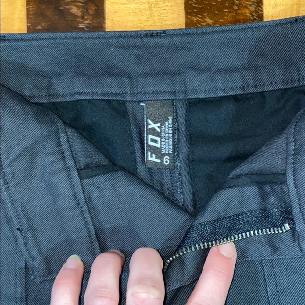 Fox Racing Linden Shorts 🦊 - Picture 3 of 4